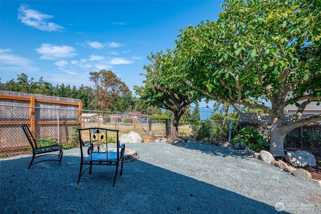1264 Eagle Crest Drive, Oak Harbor, WA 98277
