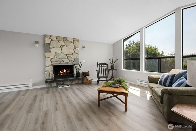 1264 Eagle Crest Drive, Oak Harbor, WA 98277