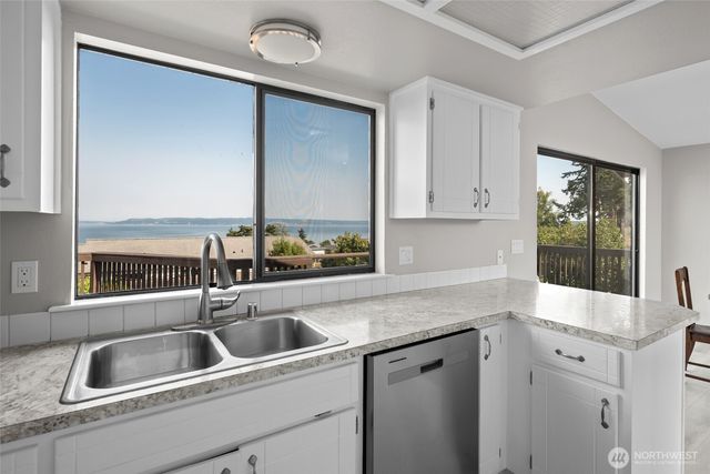 1264 Eagle Crest Drive, Oak Harbor, WA 98277