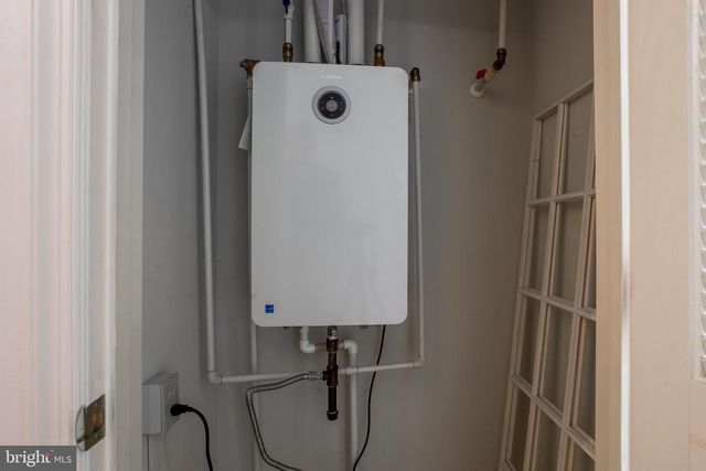 5709 ROYAL MILE BLVD, Salisbury, MD 21801