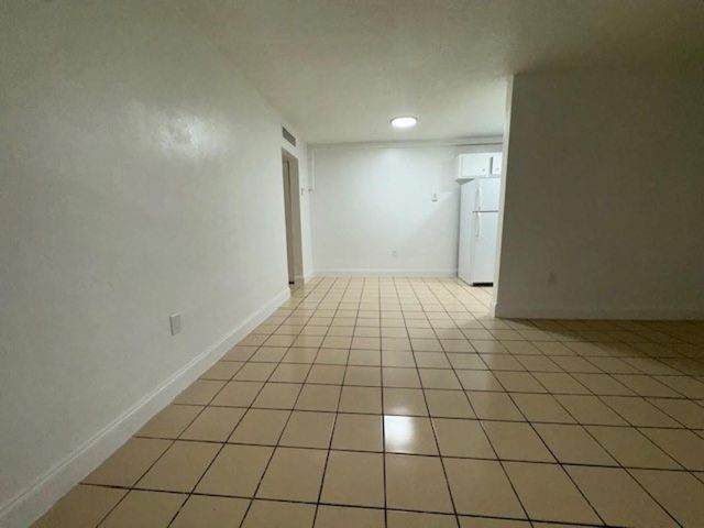 2031 NE 139th St 12, North Miami Beach, FL 33181