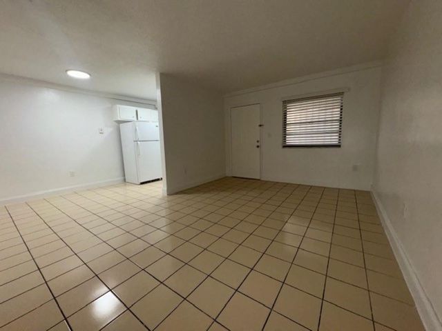 2031 NE 139th St 12, North Miami Beach, FL 33181