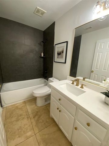 9421 Vista, Irving, TX 75063