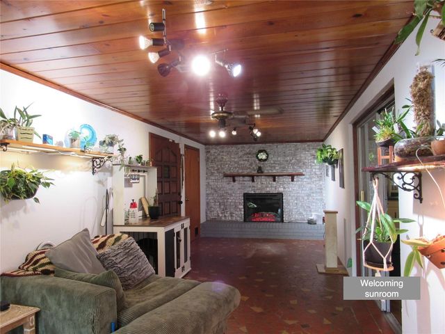 20526 N STATE ROAD 121, Alachua, FL 32615