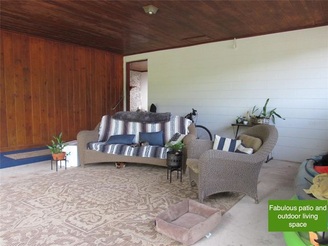 20526 N STATE ROAD 121, Alachua, FL 32615