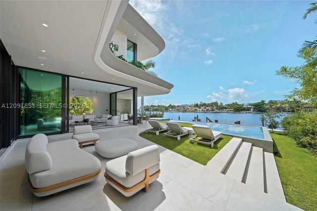 80 S Hibiscus Dr, Miami Beach, FL 33139