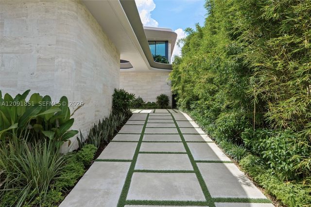 80 S Hibiscus Dr, Miami Beach, FL 33139