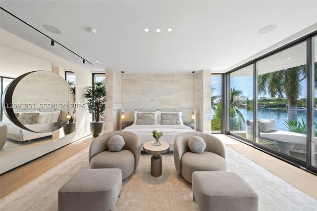 80 S Hibiscus Dr, Miami Beach, FL 33139