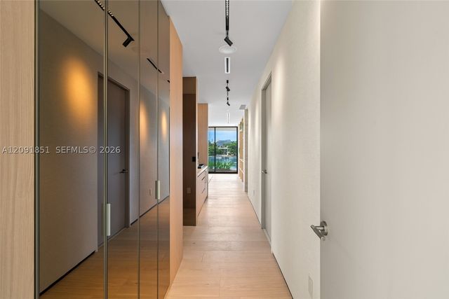 80 S Hibiscus Dr, Miami Beach, FL 33139