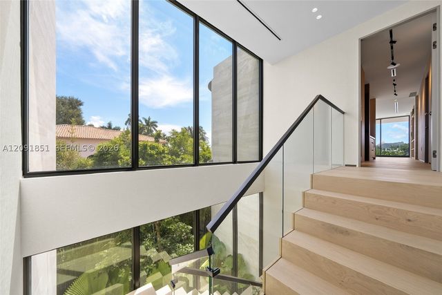 80 S Hibiscus Dr, Miami Beach, FL 33139