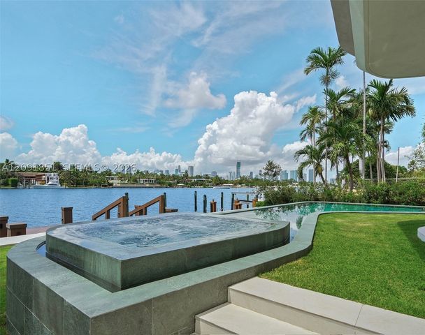 80 S Hibiscus Dr, Miami Beach, FL 33139