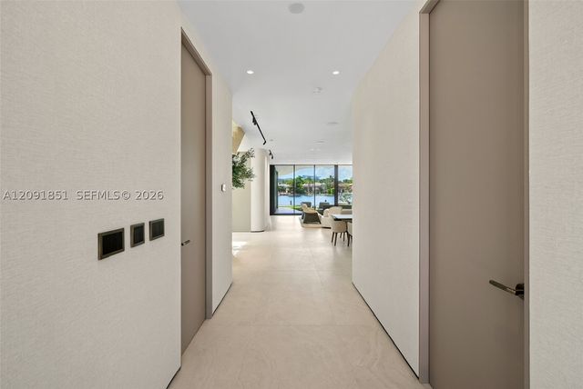 80 S Hibiscus Dr, Miami Beach, FL 33139