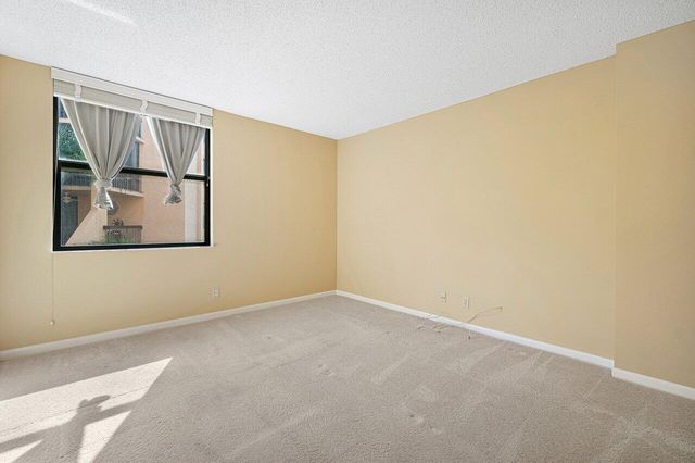 950 Egret Circle 5202, Delray Beach, FL 33444