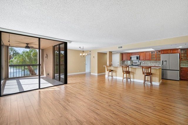 950 Egret Circle 5202, Delray Beach, FL 33444