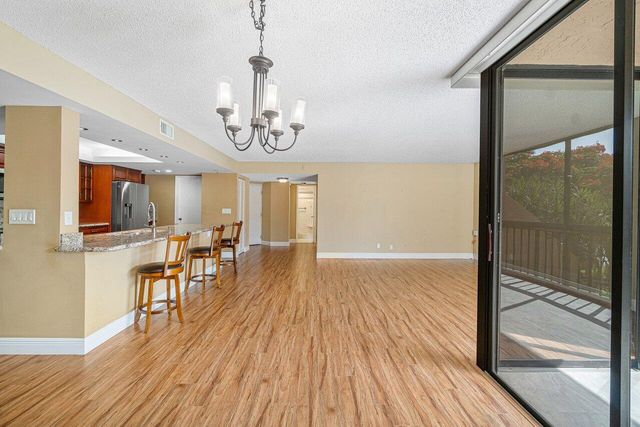 950 Egret Circle 5202, Delray Beach, FL 33444
