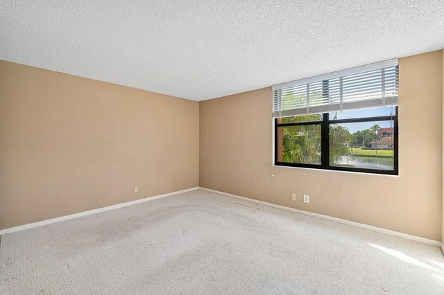 950 Egret Circle 5202, Delray Beach, FL 33444