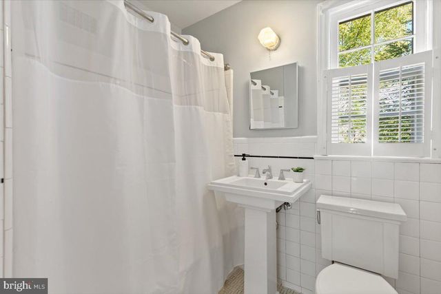 4519 YUMA ST NW, Washington, DC 20016
