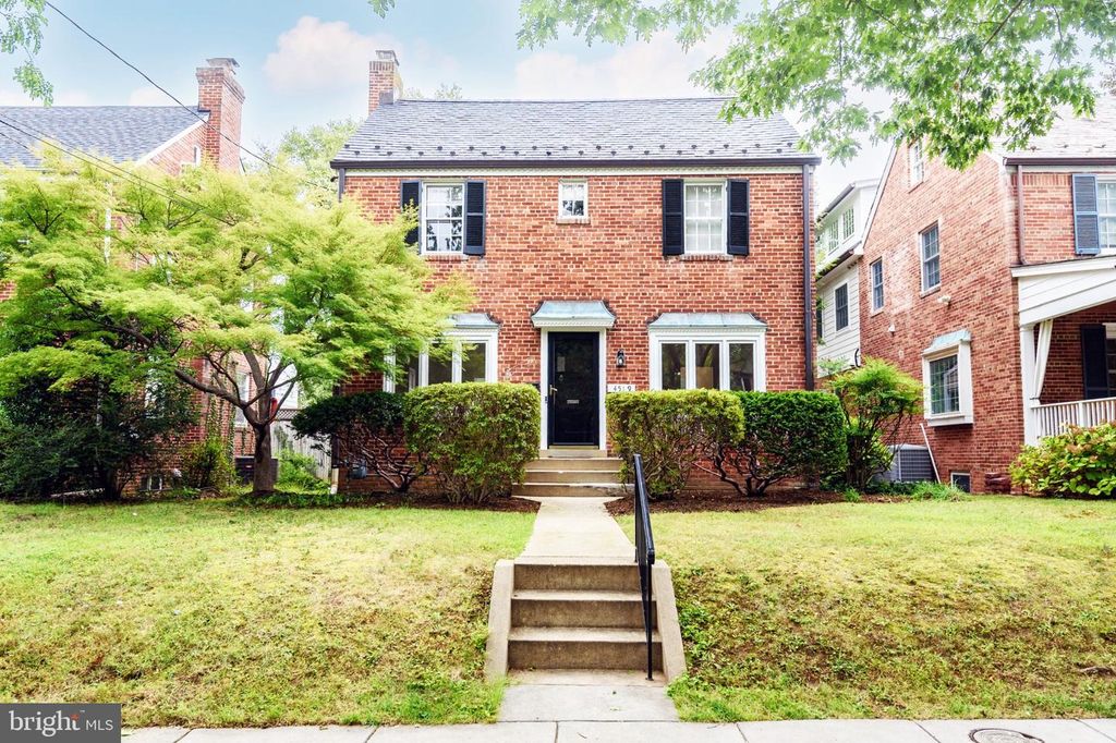 4519 YUMA ST NW, Washington, DC 20016