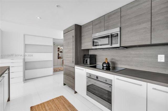400 Sunny Isles Boulevard 1917, Sunny Isles Beach, FL 33160