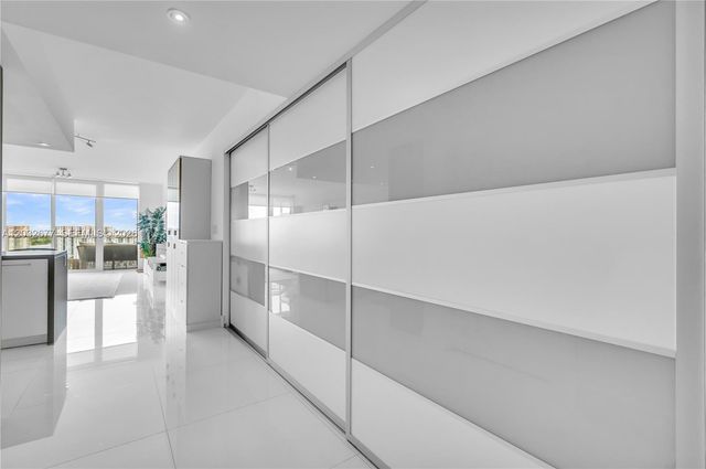 400 Sunny Isles Boulevard 1917, Sunny Isles Beach, FL 33160