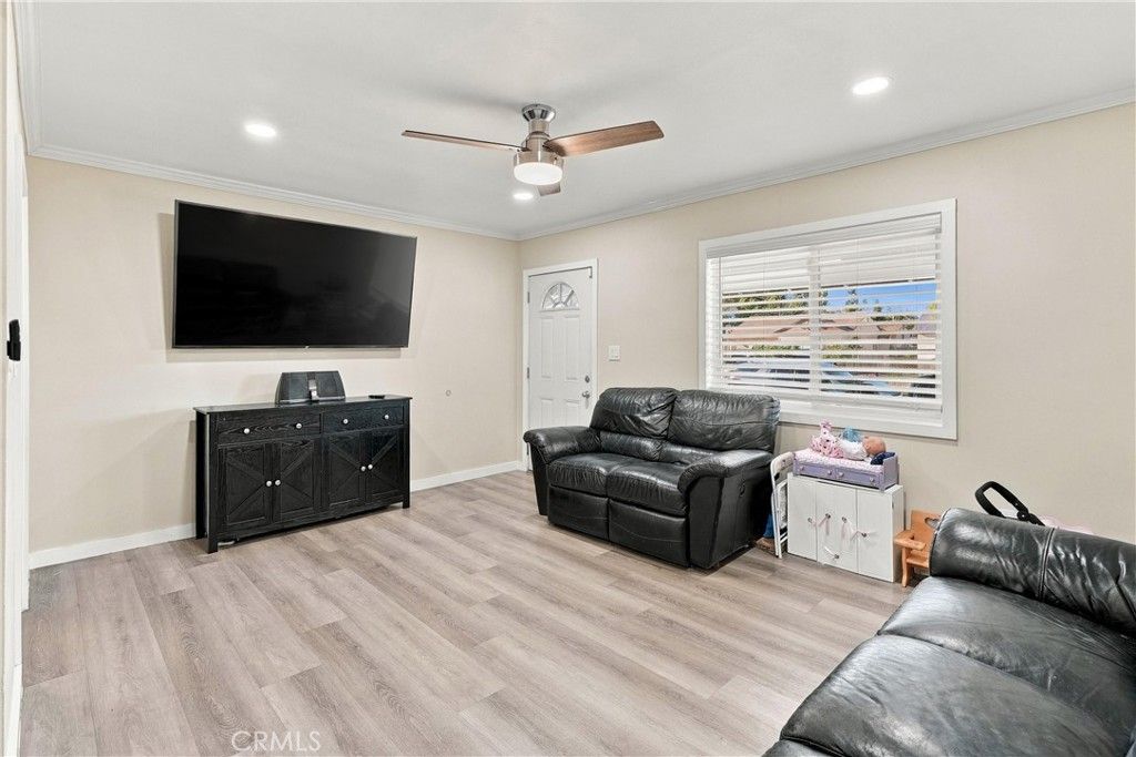 10806 Van Ruiten, Norwalk, CA 90650 — photo 5