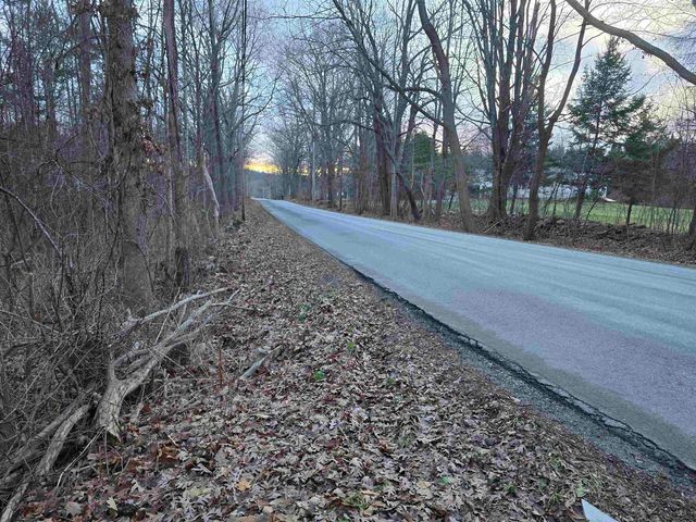 161 Pine Ridge Drive, Pownal, VT 05261