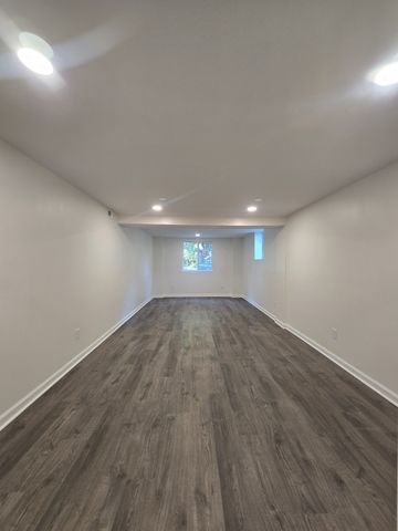 223 Raymond Hodges Rd, Cottontown, TN 37048