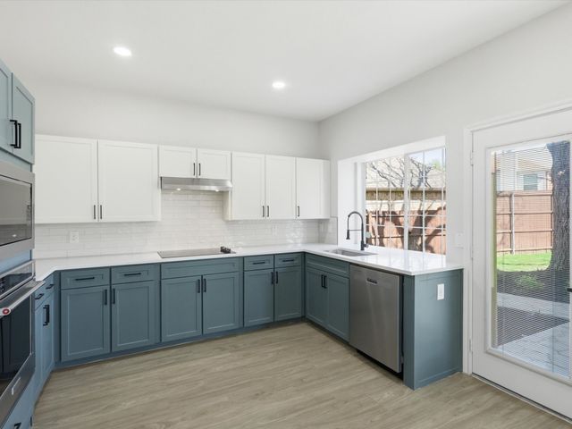 1414 Indian Lake Trail, Carrollton, TX 75007