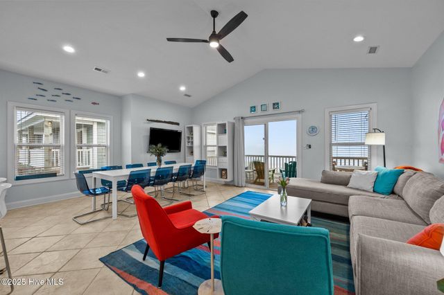 2015 N Shore Drive, Surf City, NC 28445