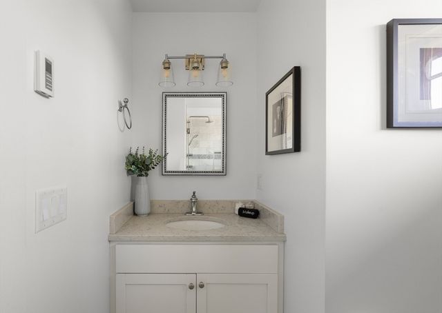 13 Young Street, Edgartown, MA 02539