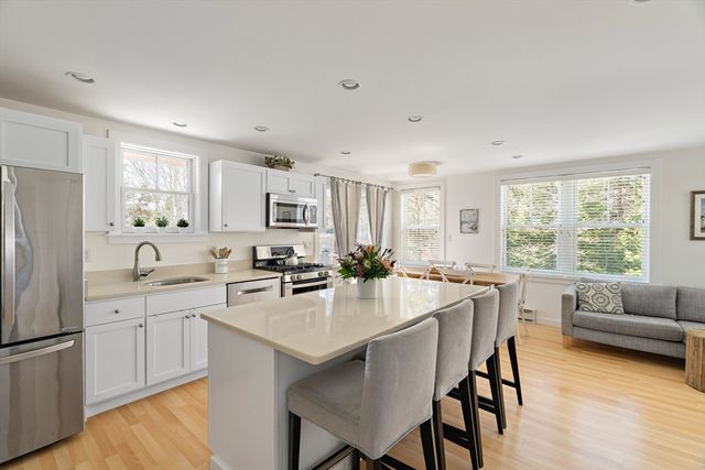 13 Young Street, Edgartown, MA 02539