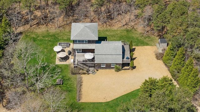 13 Young Street, Edgartown, MA 02539