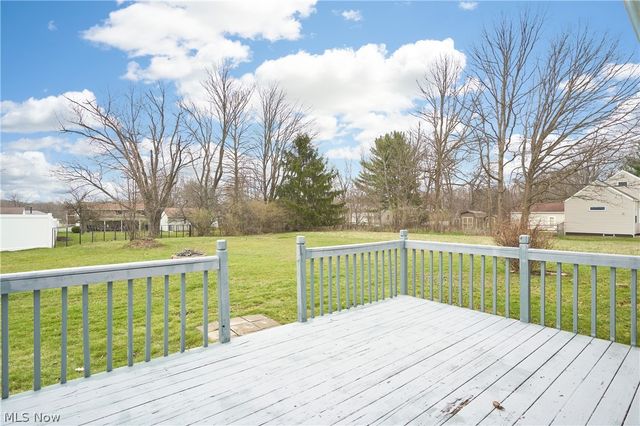 332 N River Road, Munroe Falls, OH 44262