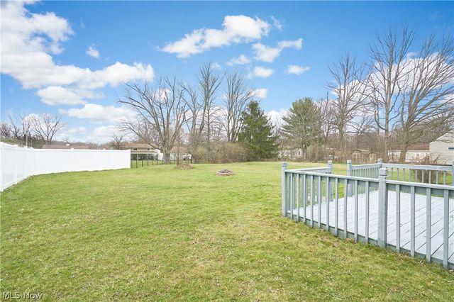 332 N River Road, Munroe Falls, OH 44262