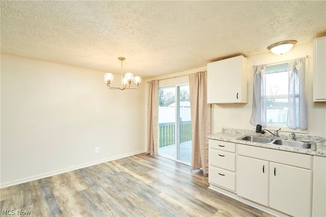 332 N River Road, Munroe Falls, OH 44262