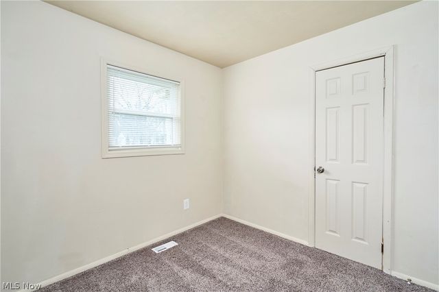 332 N River Road, Munroe Falls, OH 44262