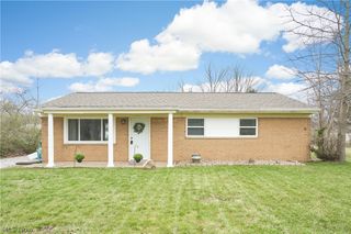 332 N River Road, Munroe Falls, OH 44262
