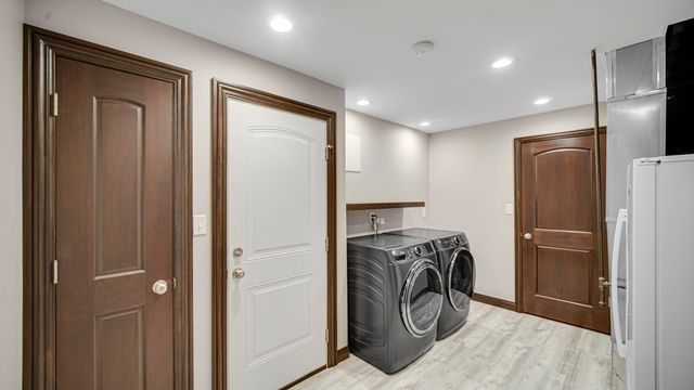 9196 W 196th Avenue, Lowell, IN 46356