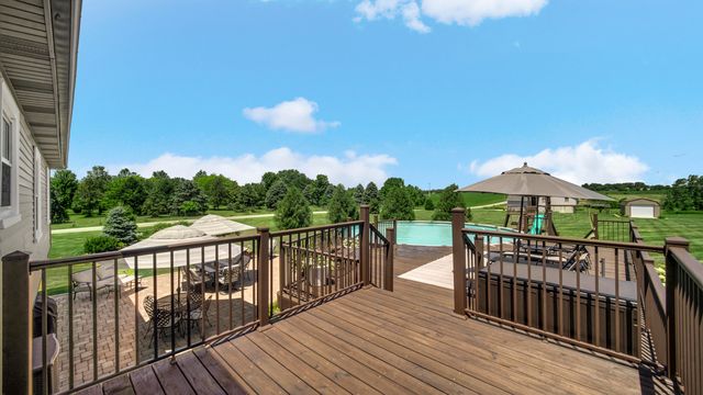 9196 W 196th Avenue, Lowell, IN 46356
