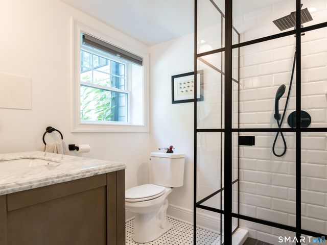 716 Cheese Spring Road, New Canaan, CT 06840
