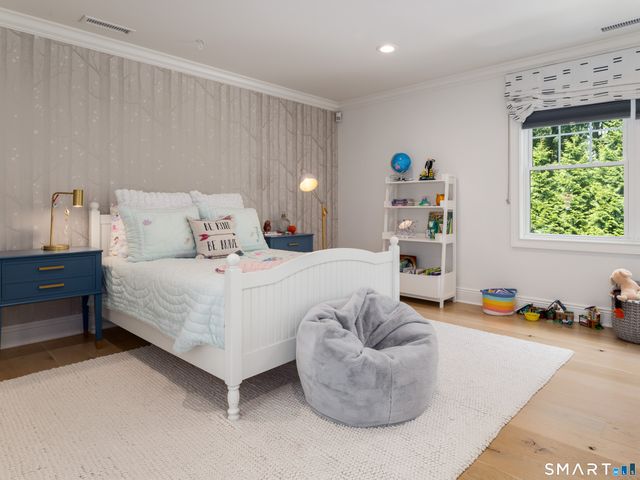 716 Cheese Spring Road, New Canaan, CT 06840