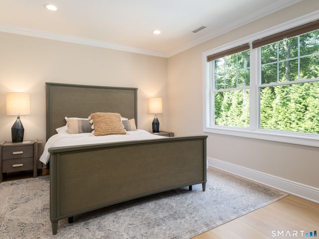 716 Cheese Spring Road, New Canaan, CT 06840