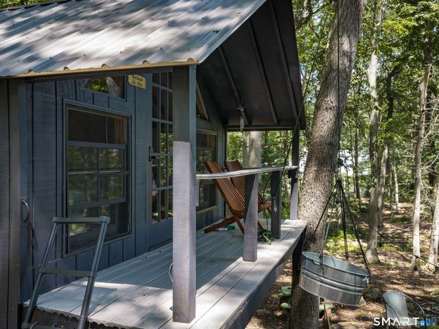 716 Cheese Spring Road, New Canaan, CT 06840