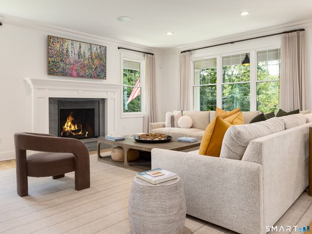 716 Cheese Spring Road, New Canaan, CT 06840