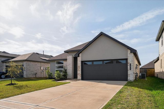 22843 Castello Lakes Drive, Katy, TX 77449