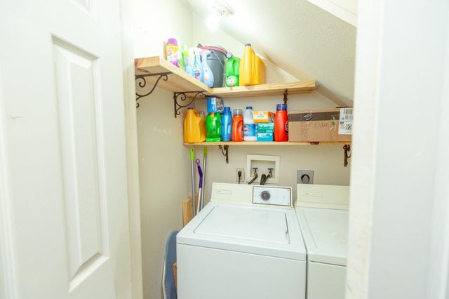 712 Peques ST, San Marcos, TX 78666