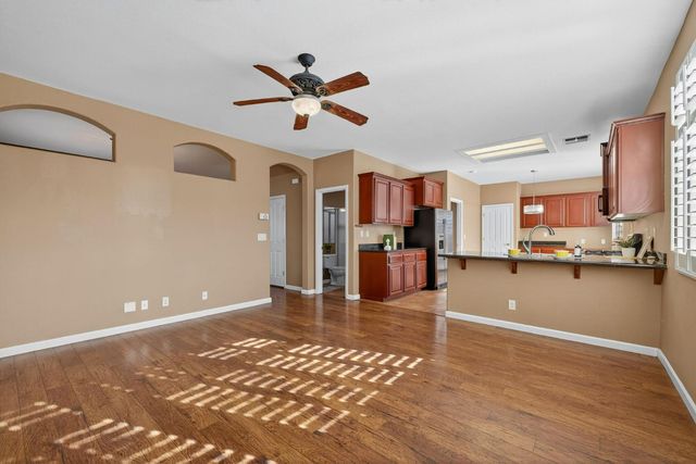 1716 Presidio Way, Plumas Lake, CA 95961