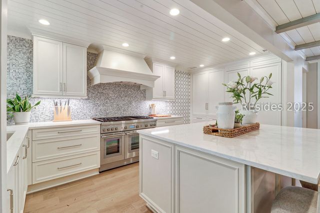 94 Otter Rd, Hilton Head Island, SC 29928