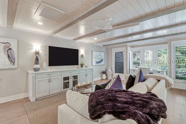 94 Otter Rd, Hilton Head Island, SC 29928