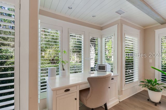 94 Otter Rd, Hilton Head Island, SC 29928